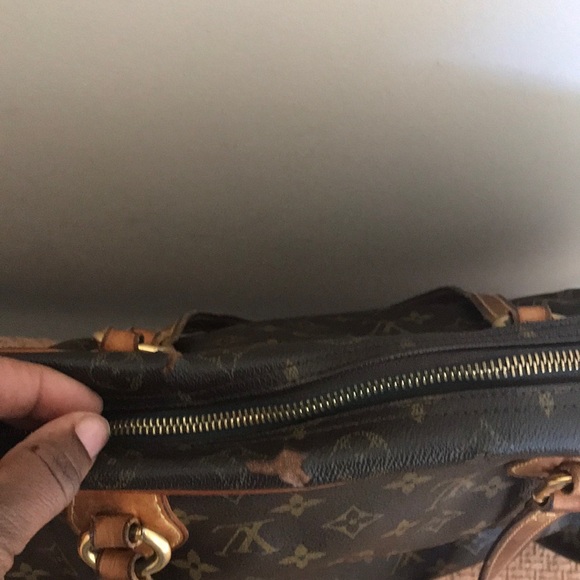 Purse - Picture 3 of 3